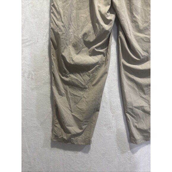 LL Bean Hiking Pants Men's XL Khaki Tan Nylon Straight Gorpcore Stowaway Belted - Picture 13 of 16